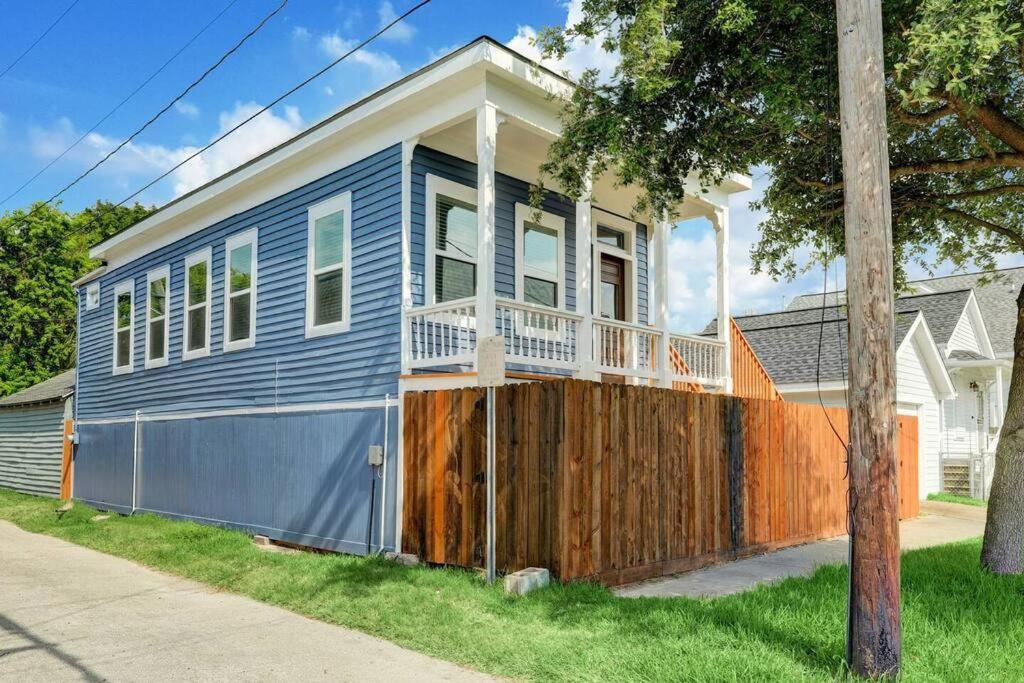 Renovated Beach Bungalow! Galveston Exteriér fotografie