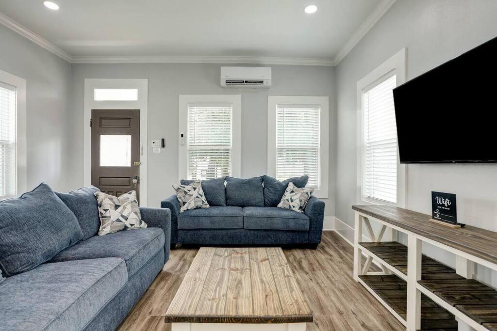 Renovated Beach Bungalow! Galveston Exteriér fotografie