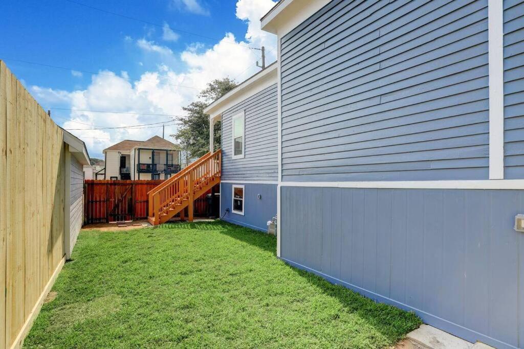Renovated Beach Bungalow! Galveston Exteriér fotografie