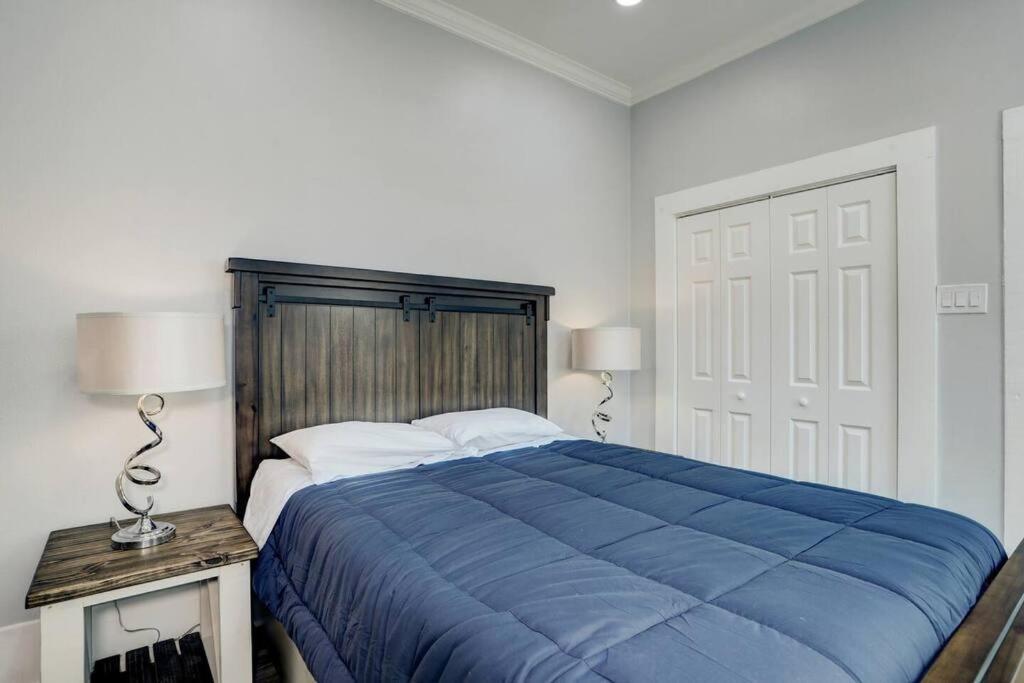 Renovated Beach Bungalow! Galveston Exteriér fotografie